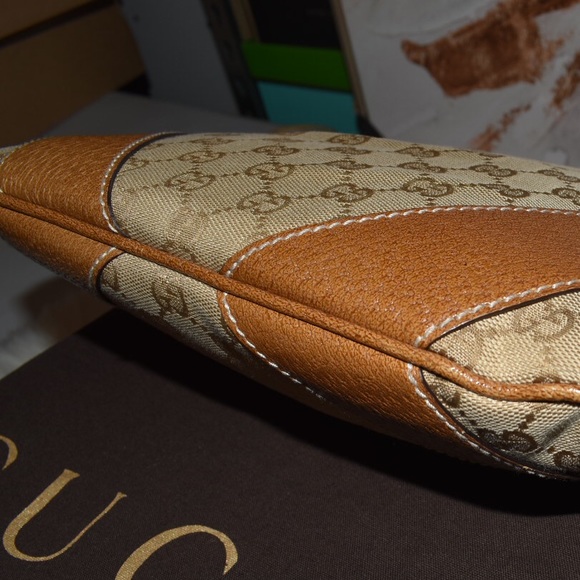 Gucci Leather/Canvas Hobo Bag - Picture 9 of 13